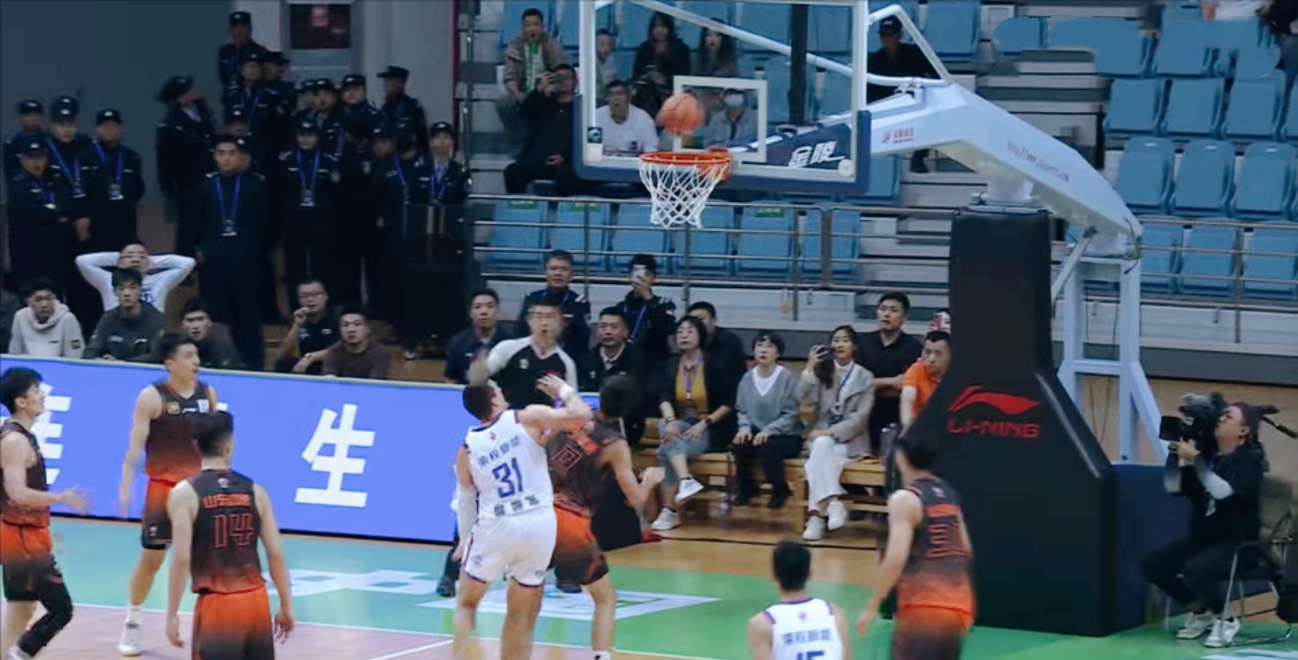 九游体育官方-加时末段欧篮联焦点战，勒沃库森绝杀压哨，目标明确，心理建设被强调(拜仁62大胜勒沃库森)