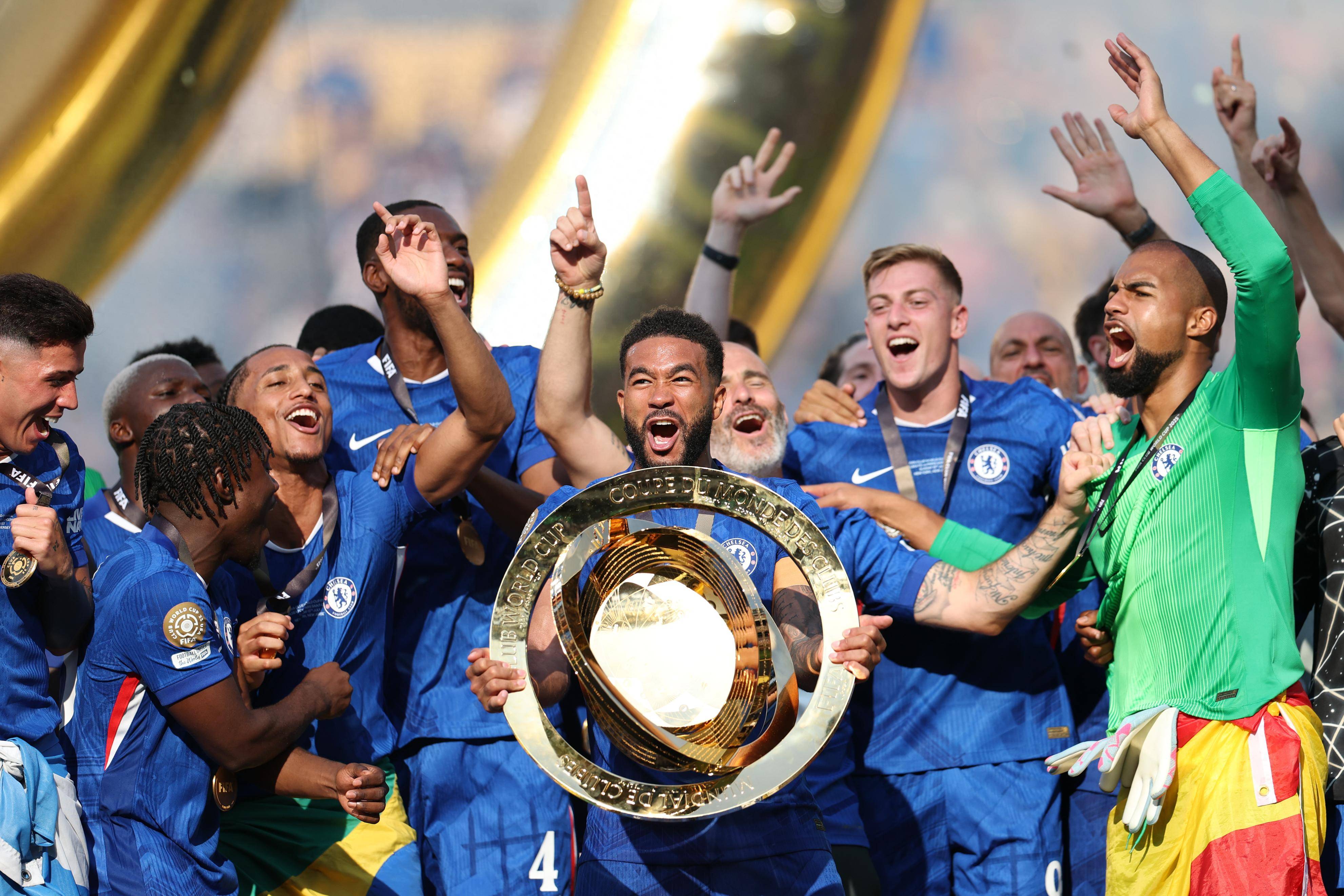 jiuyou-欧联赛程吃紧；拜仁慕尼黑集结日队长鼓劲；话题不断；团队化学反应显著